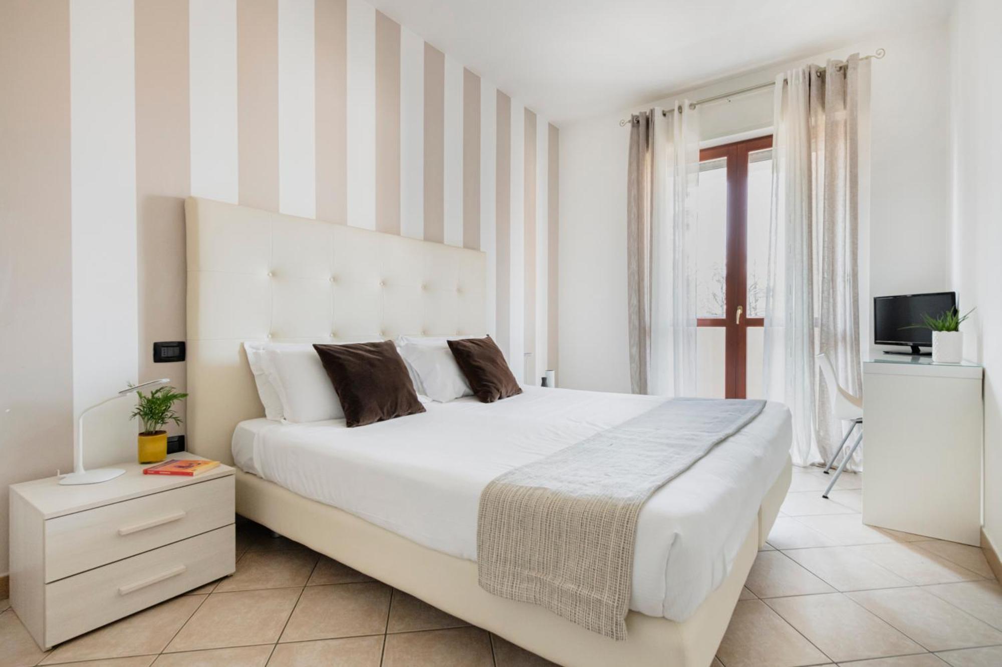 Hq Aparthotel Milano Inn - Smart Suites Чинізелло-Бальсамо Екстер'єр фото