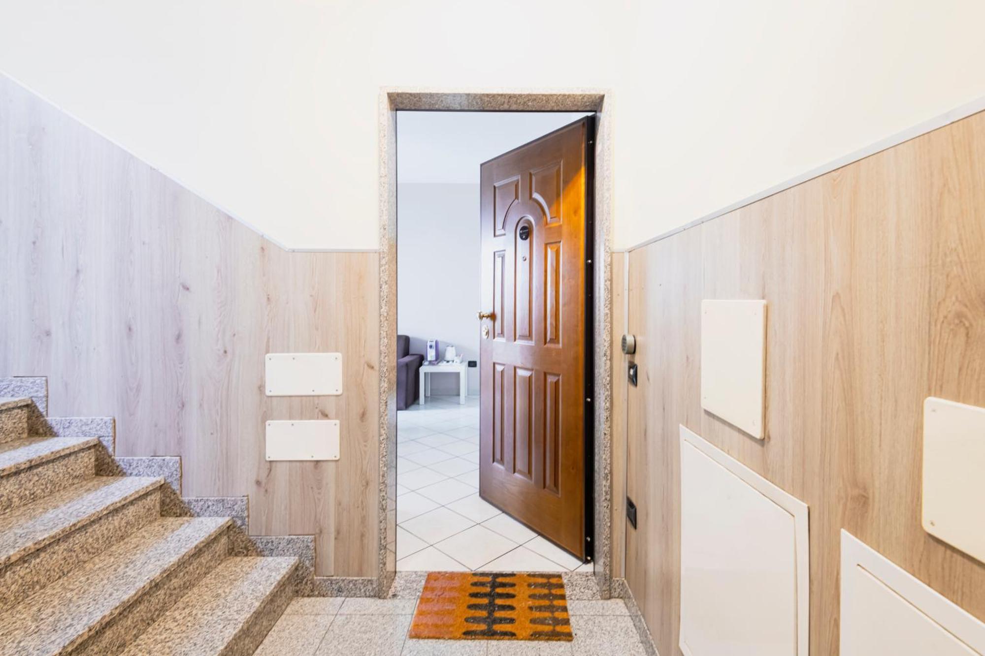 Hq Aparthotel Milano Inn - Smart Suites Чинізелло-Бальсамо Екстер'єр фото