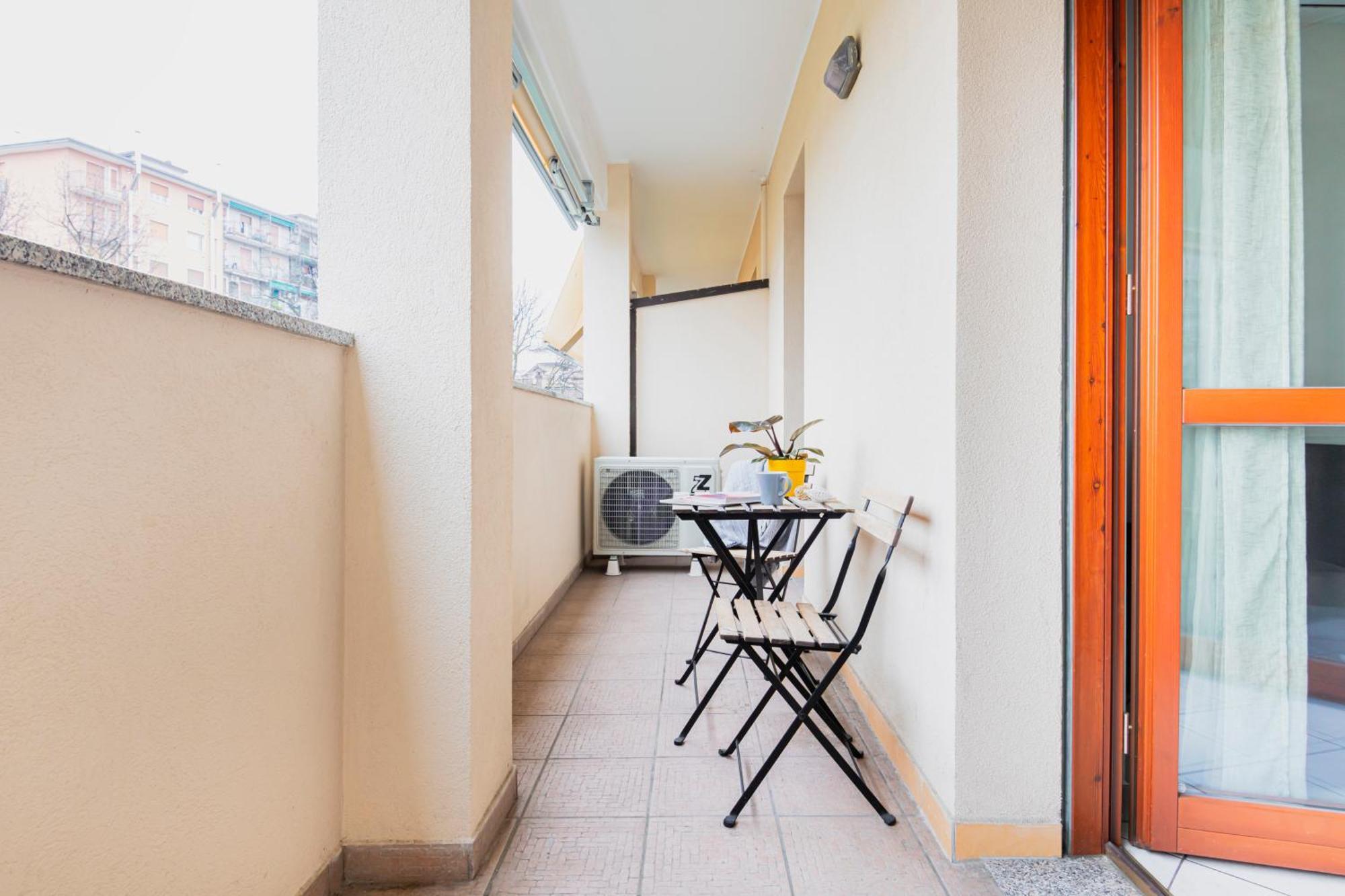 Hq Aparthotel Milano Inn - Smart Suites Чинізелло-Бальсамо Екстер'єр фото