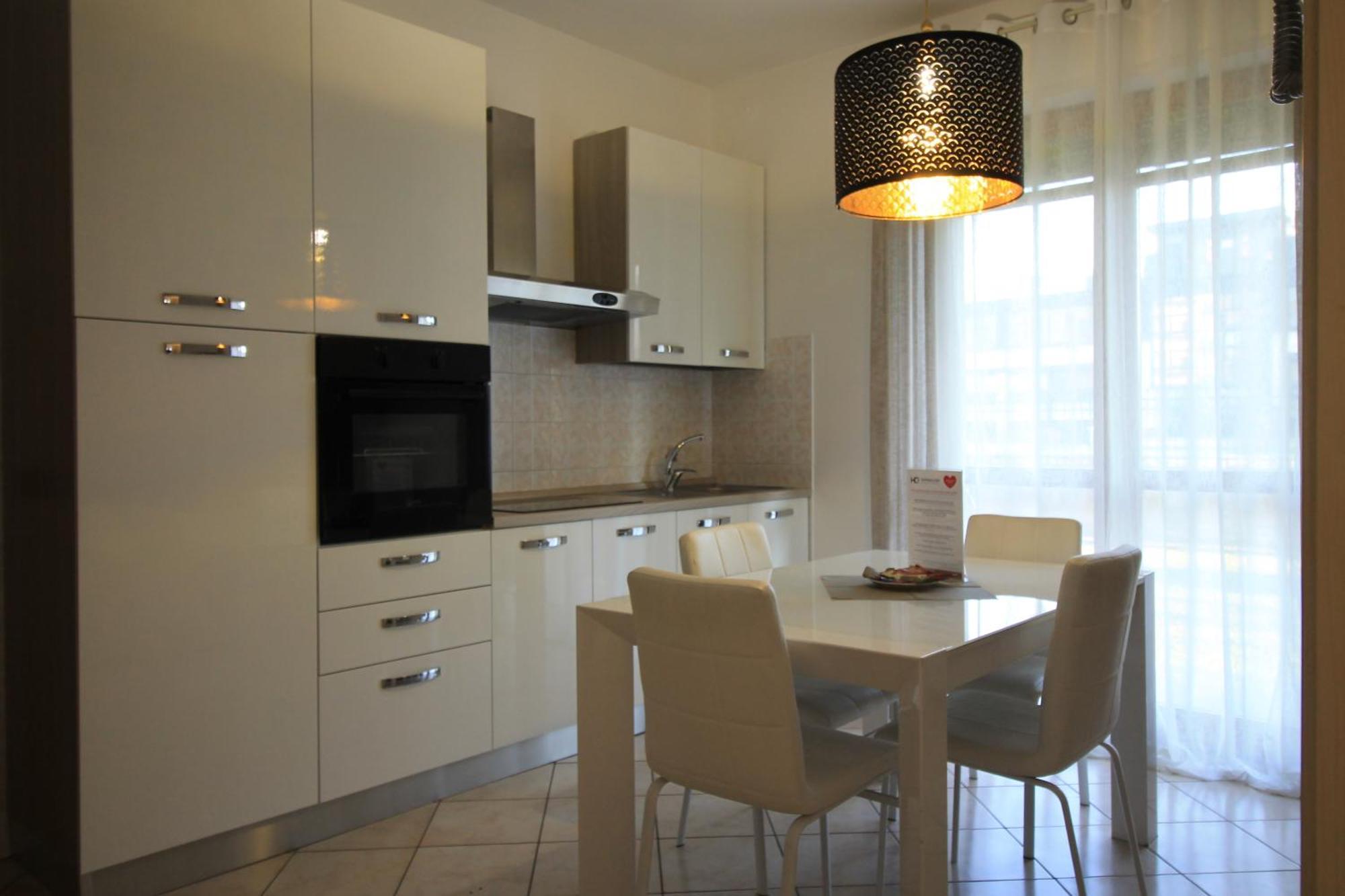 Hq Aparthotel Milano Inn - Smart Suites Чинізелло-Бальсамо Екстер'єр фото