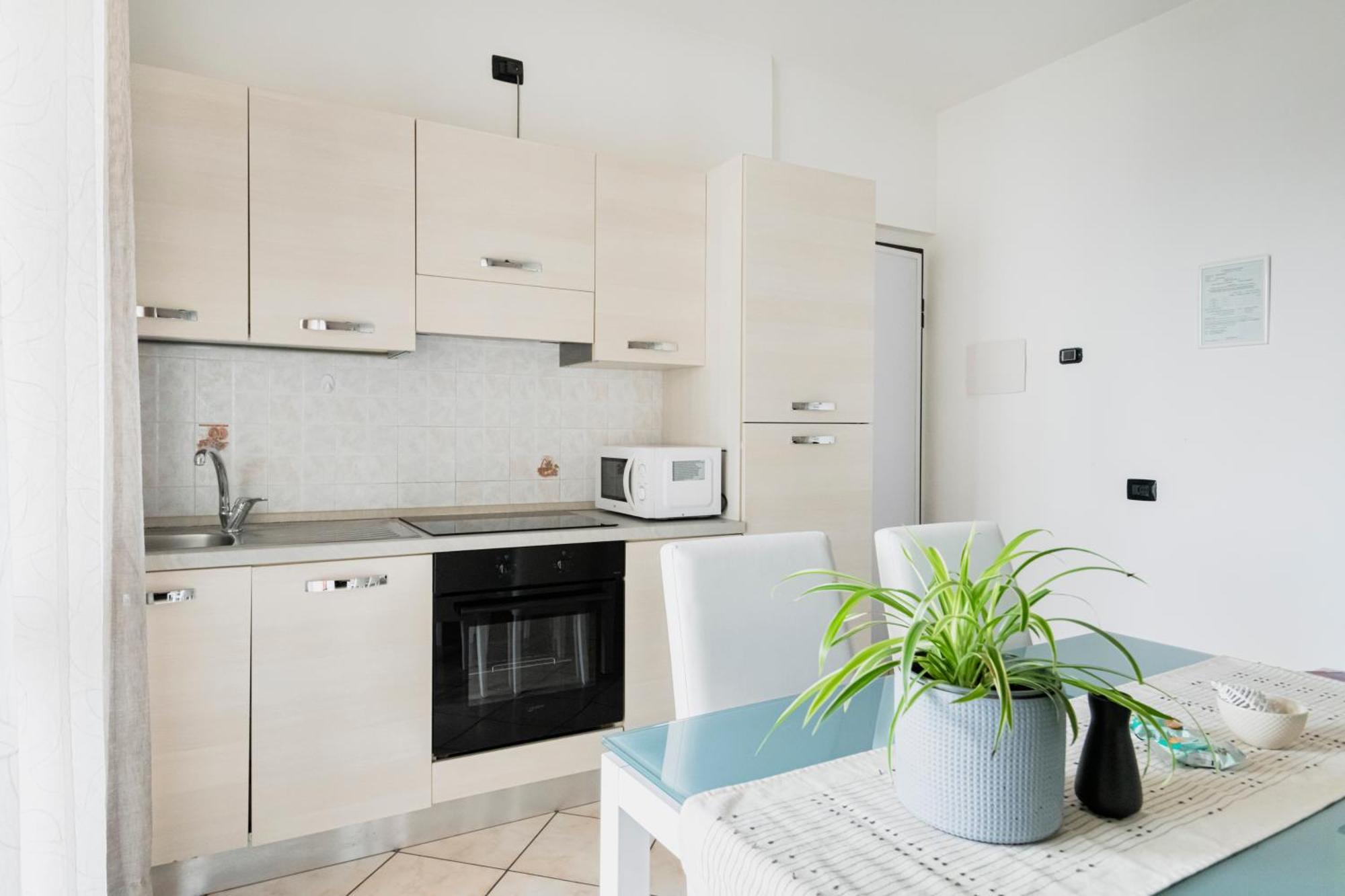 Hq Aparthotel Milano Inn - Smart Suites Чинізелло-Бальсамо Екстер'єр фото