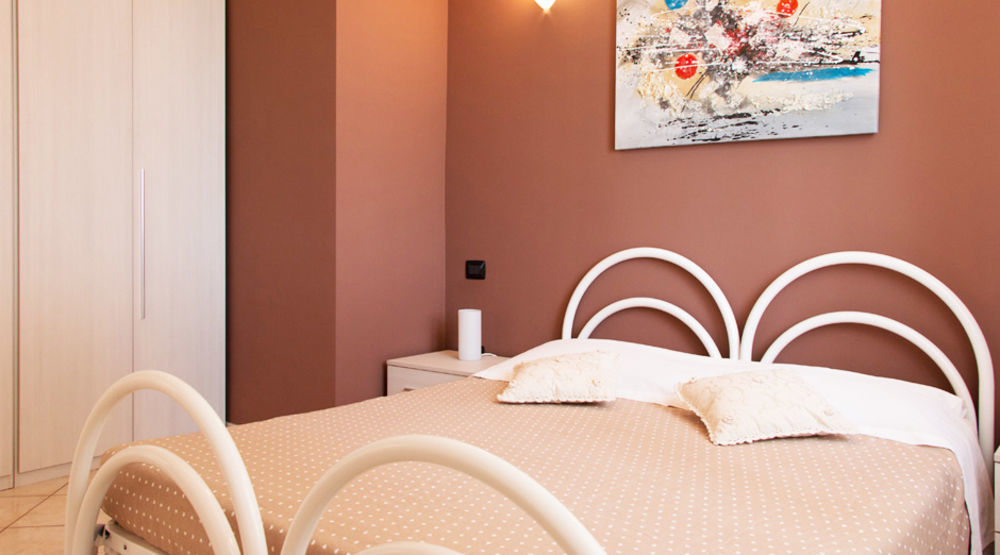 Hq Aparthotel Milano Inn - Smart Suites Чинізелло-Бальсамо Екстер'єр фото